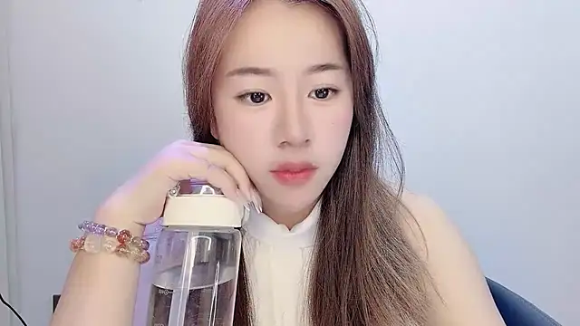 Snapshot of Baixi-01 chatting on April 23, 12:22 pm Baixi-01 online show from April 23, 12:22 pm
