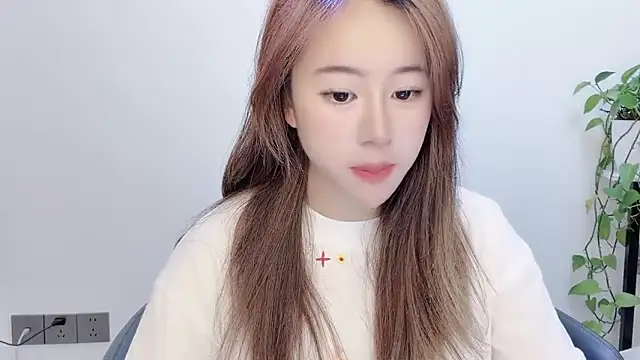 Snapshot of Baixi-01 chatting on June 10, 4:35 am Baixi-01 online show from June 10, 4:35 am