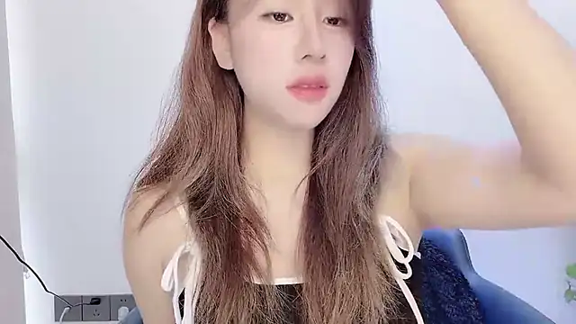 Snapshot of Baixi-01 chatting on April 28, 4:17 am Baixi-01 online show from April 28, 4:17 am