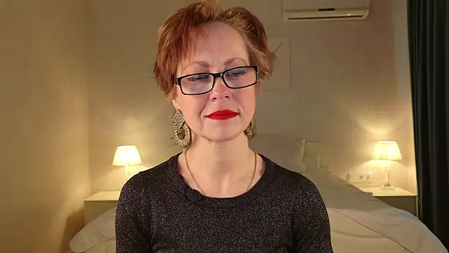 LioraWeiss online show from March 27, 8:26 am