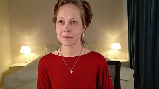 LioraWeiss online show from March 28, 7:42 am