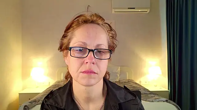 LioraWeiss online show from March 14, 6:19 am