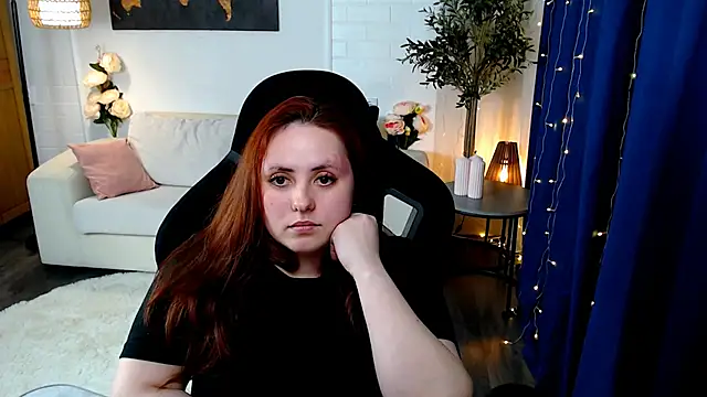 Hennessy bunny online show from April 16, 9:39 pm