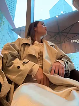 Mia-lp online show from April 12, 1:31 am