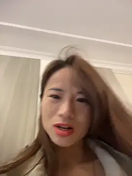 Mia-lp online show from April 6, 1:34 am