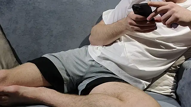 chantatummm online show from April 9, 8:48 pm