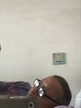 yaocaobi8 online show from April 14, 5:12 am