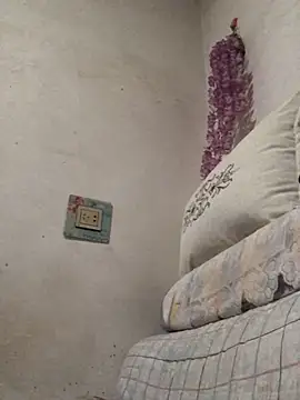 yaocaobi8 online show from March 7, 10:32 am