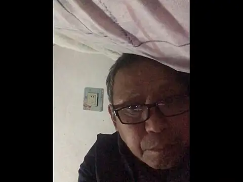 yaocaobi8 online show from April 1, 1:52 pm