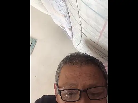 yaocaobi8 online show from April 4, 5:14 am