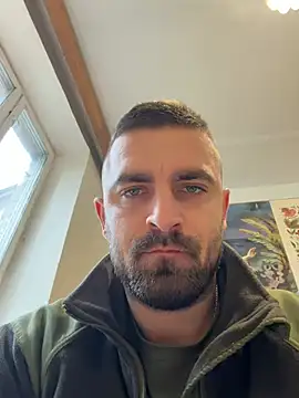 VANYA1997 online show from April 2, 6:31 am