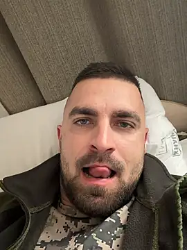 VANYA1997 online show from April 10, 9:05 am