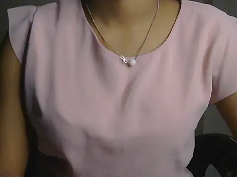 cute yashi online show from April 20, 4:52 pm