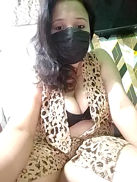 sexygirltanu online show from March 2, 3:40 am