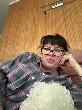 expensive lady online show from April 8, 2:51 pm