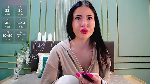EmilyRamsey online show from March 29, 8:43 pm
