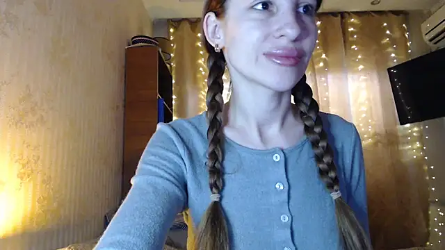 Nora Sweet1 online show from March 4, 8:11 am