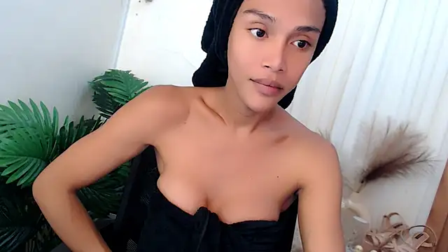 AyaWard online show from March 22, 2:29 pm