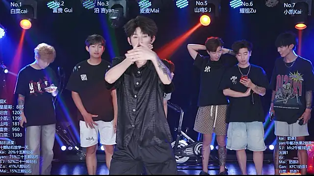 AOA-boy online show from July 10, 7:30 am