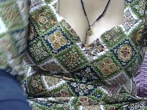 HOTY SAPNA02sCyOz9QcTD online show from May 8, 12:58 am