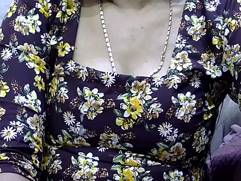 HOTY SAPNA02sCyOz9QcTD online show from April 10, 3:19 pm