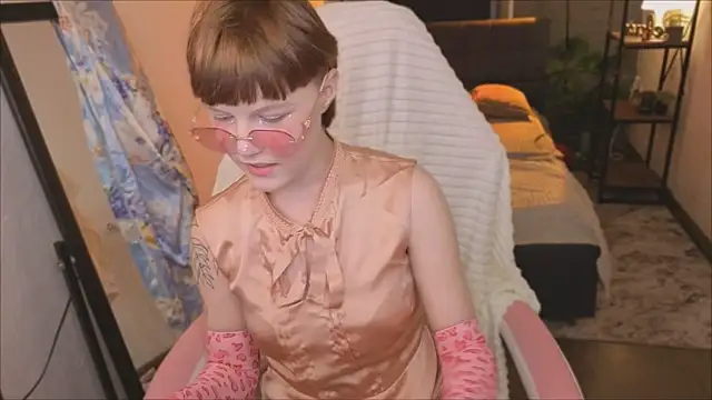  DreamLuna1  online show from February 27, 1:00 pm