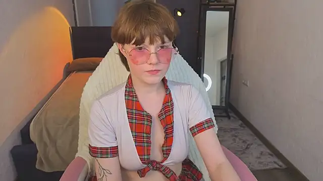  DreamLuna1  online show from March 25, 1:43 pm