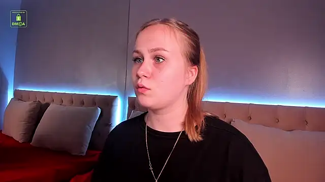 Snapshot of stacy_moorex chatting on July 1, 8:31 pm stacy moorex online show from July 1, 8:31 pm