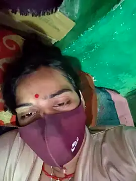 Poonam bhoji online show from April 18, 7:07 pm