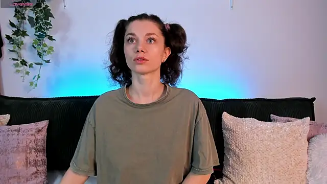  Eva Vibe  online show from April 15, 8:31 am