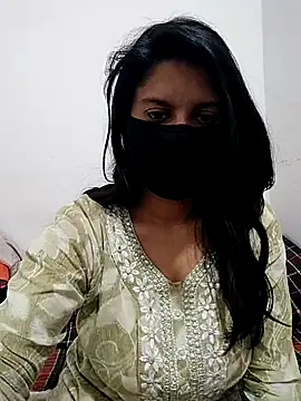 Sonakshi kumari online show from March 13, 6:24 pm