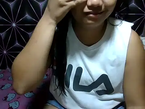 Flowerbebe online show from April 9, 12:00 pm