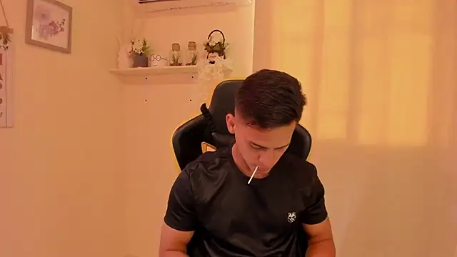 sexy andres01 online show from March 9, 3:26 pm