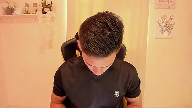 sexy andres01 online show from March 19, 3:23 pm