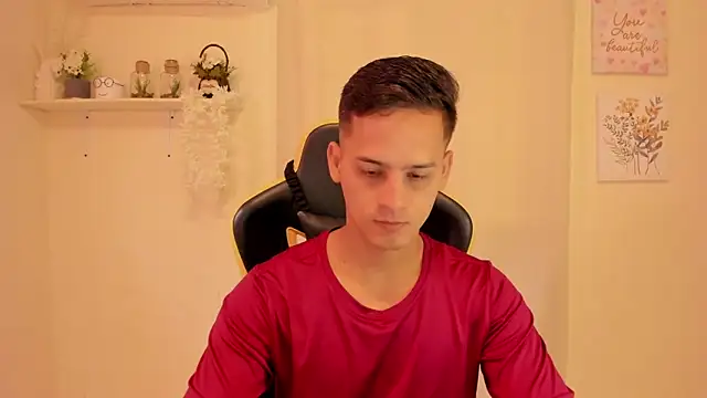 sexy andres01 online show from March 10, 1:26 pm