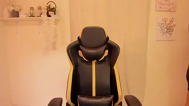 sexy andres01 online show from March 17, 1:36 pm