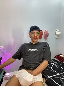 asian darlingcummersxXx online show from April 11, 3:14 am