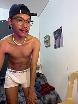 asian darlingcummersxXx online show from May 5, 7:11 am