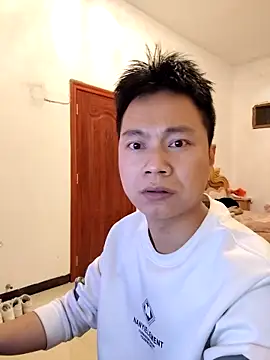 Qianluo003 online show from February 25, 1:00 pm