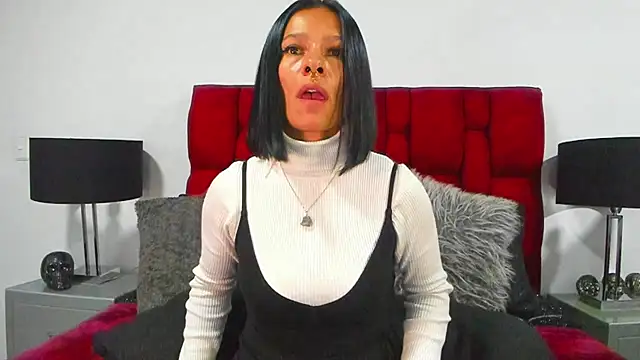Amelie Blake online show from May 16, 7:02 pm