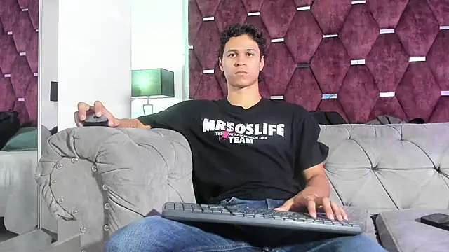 TonyBenedetti online show from July 12, 9:37 pm