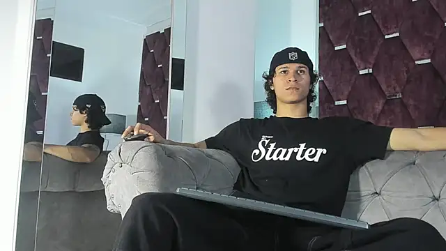 TonyBenedetti online show from April 5, 8:59 pm