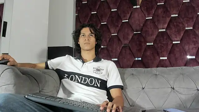 TonyBenedetti online show from May 21, 9:01 pm