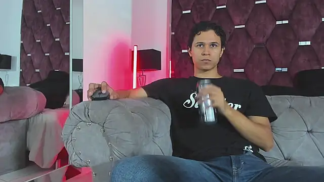 TonyBenedetti online show from July 23, 7:21 pm