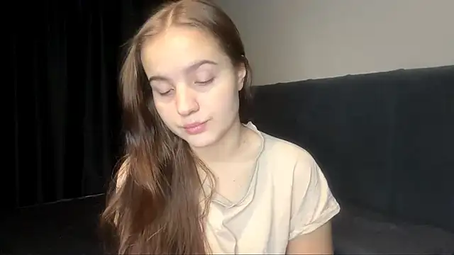 Snapshot of LowriseZiziphus chatting on March 3, 3:19 pm LowriseZiziphus online show from March 3, 3:19 pm