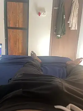 Snapshot of greatJerk chatting on February 26, 10:04 am greatJerk online show from February 26, 10:04 am