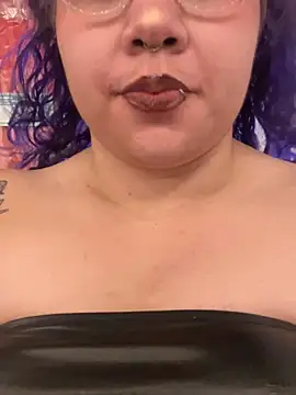 lilith velvet  online show from May 14, 4:20 am
