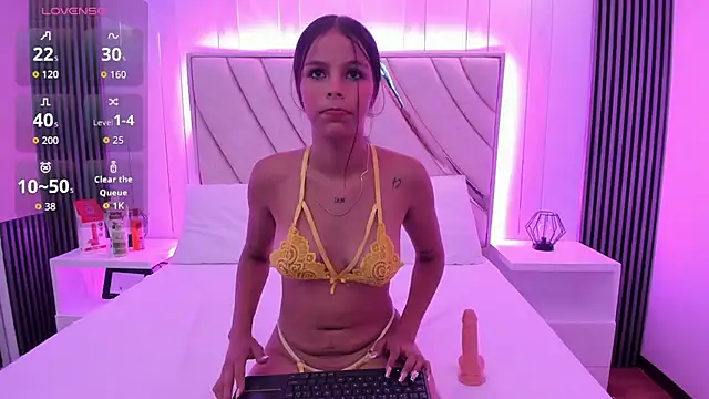 dulce coquette  online show from March 3, 11:17 am