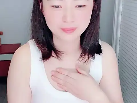 youmi y online show from March 1, 3:56 pm