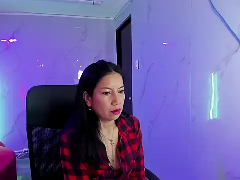 Megan Collinss1 online show from April 14, 2:22 pm